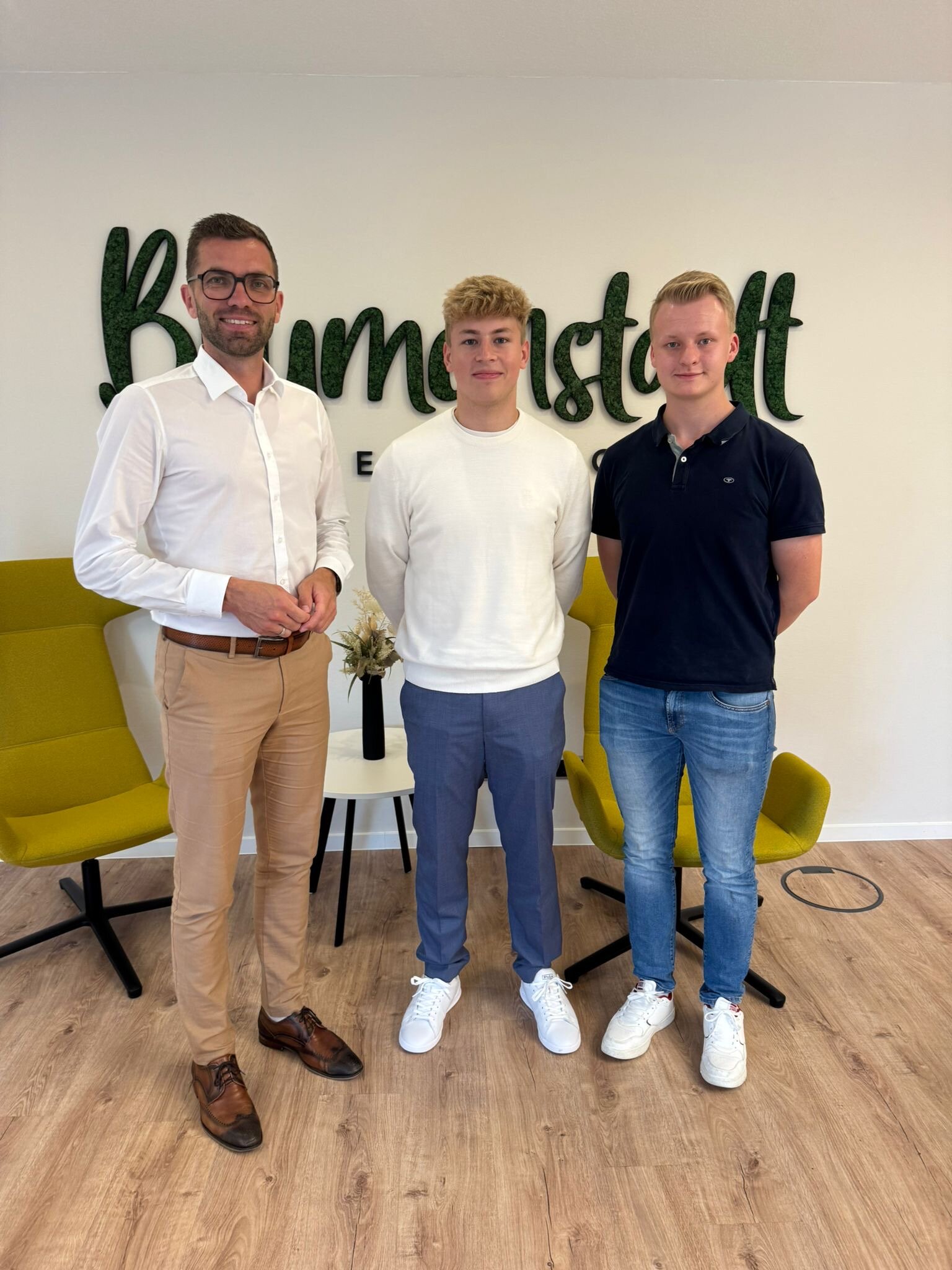 Azubis Rathaus 2025 Azubis Rathaus 2025